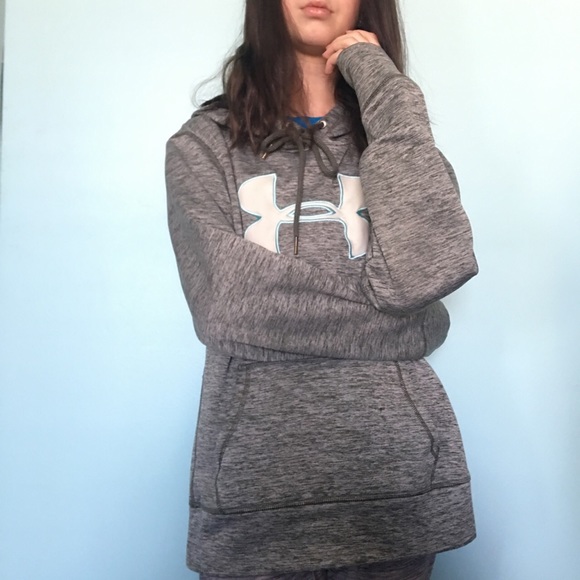 Under armour hoodie - Picture 2 of 4